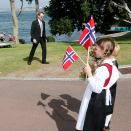 At the Royal Sydney Yacht Squadron the King and Queen were met by Sivert Risnes and Sofia de Fleur. Photo: Lise Åserud / NTB scanpix